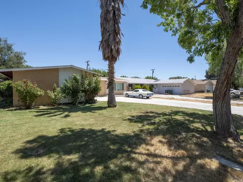 45508 Kingtree Ave, Lancaster, CA 93534 photo 4