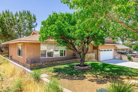 42011 W 47th St, Lancaster, CA 93536 photo 3