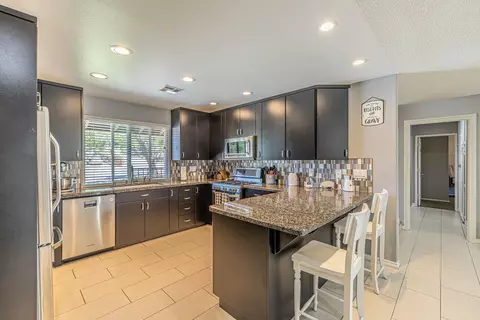 42011 W 47th St, Lancaster, CA 93536 photo 12