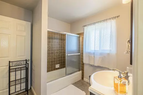 42011 W 47th St, Lancaster, CA 93536 photo 28