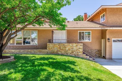 42011 W 47th St, Lancaster, CA 93536 photo 2