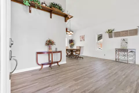 2589 Bottle Tree Dr, Palmdale, CA 93550 photo 4