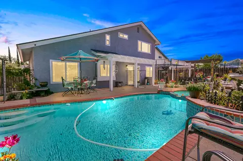 2589 Bottle Tree Dr, Palmdale, CA 93550 photo 2