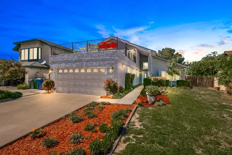 2589 Bottle Tree Dr, Palmdale, CA 93550 photo 1