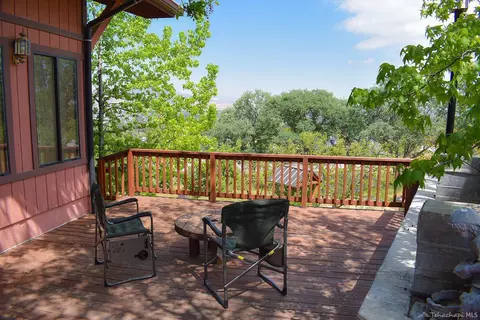 21605 Belmont Dr, Tehachapi, CA 93561 photo 4