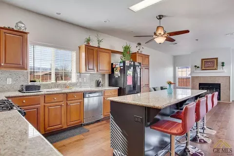 20313 Mini Ct, Tehachapi, CA 93581 photo 11