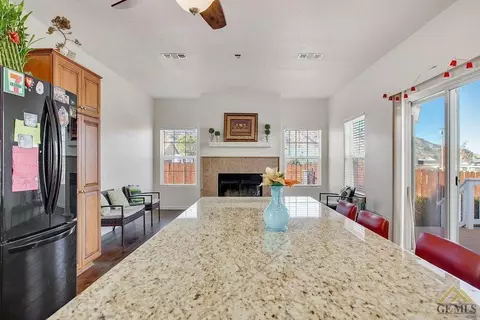 20313 Mini Ct, Tehachapi, CA 93581 photo 8