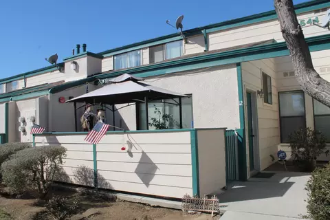 44544 E 15th St UNIT 12, Lancaster, CA 93535 photo 2