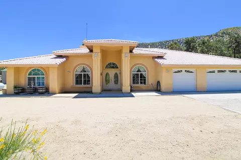1679 Desert Front Rd, Wrightwood, CA 92397 photo 1