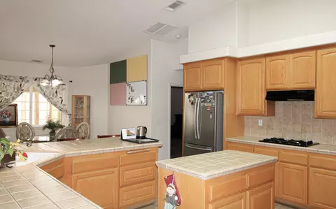1679 Desert Front Rd, Wrightwood, CA 92397 photo 4