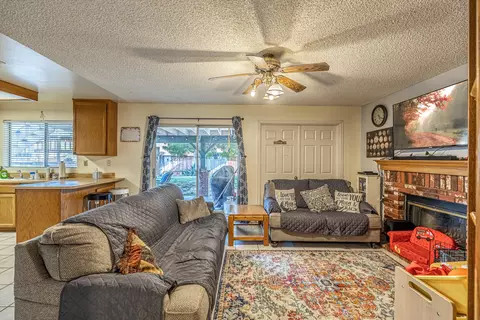 2030 Matthew Ave, Rosamond, CA 93560 photo 8