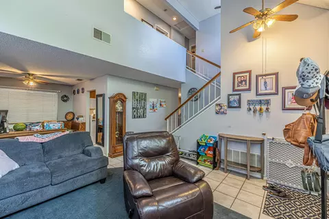 2030 Matthew Ave, Rosamond, CA 93560 photo 3