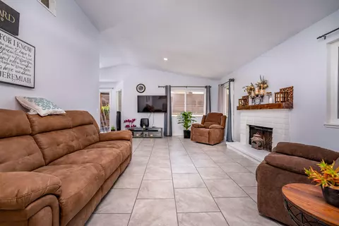 3238 Avenue S1 E, Palmdale, CA 93550 photo 18