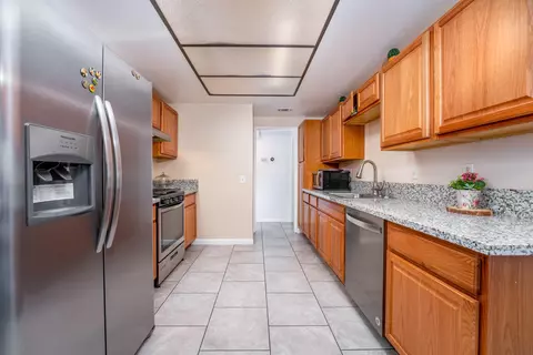 3238 Avenue S1 E, Palmdale, CA 93550 photo 4