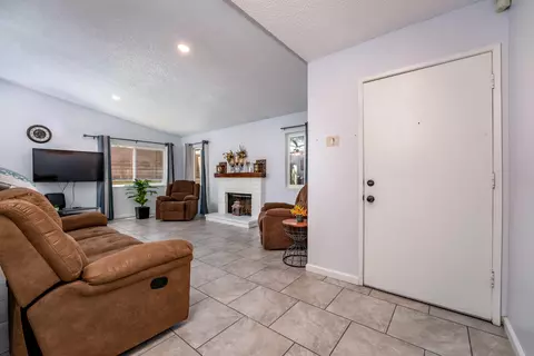 3238 Avenue S1 E, Palmdale, CA 93550 photo 17