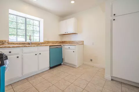 1813 Gable View St, Palmdale, CA 93550 photo 21