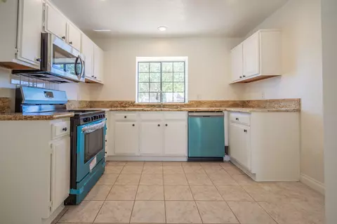 1813 Gable View St, Palmdale, CA 93550 photo 18