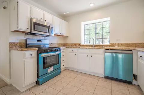 1813 Gable View St, Palmdale, CA 93550 photo 19