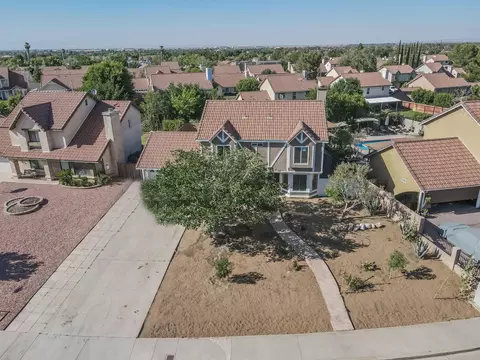 1813 Gable View St, Palmdale, CA 93550 photo 7