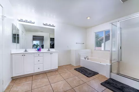 2765 Garnet Ln, Lancaster, CA 93535 photo 12