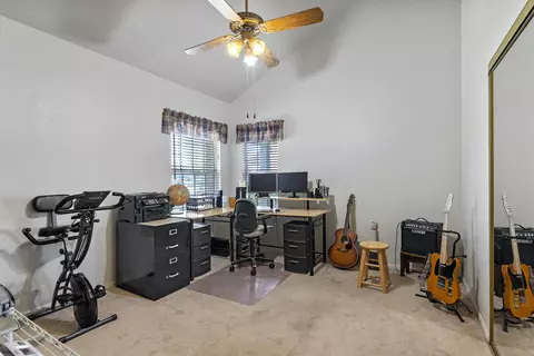 6128 Cabriolet Ct, Lancaster, CA 93536 photo 22