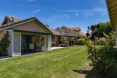 6128 Cabriolet Ct, Lancaster, CA 93536 photo 42