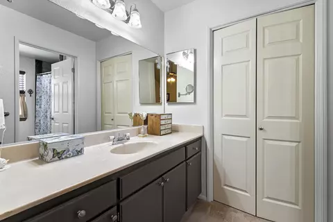6128 Cabriolet Ct, Lancaster, CA 93536 photo 31