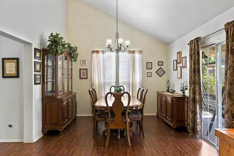 6128 Cabriolet Ct, Lancaster, CA 93536 photo 18