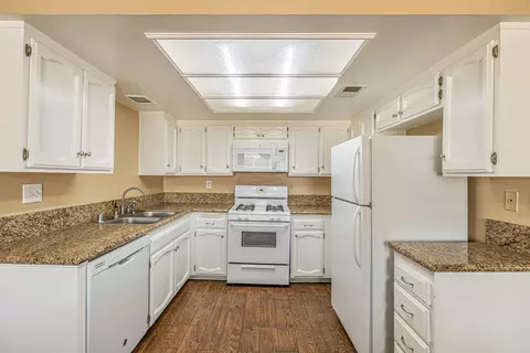 1850 Avenue J2 E #6, Lancaster, CA 93535 photo 6