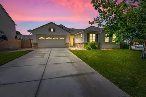 5840 Monaco Ln, Palmdale, CA 93552 photo 1