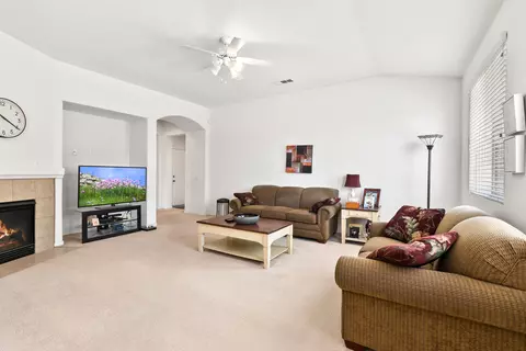 5840 Monaco Ln, Palmdale, CA 93552 photo 15