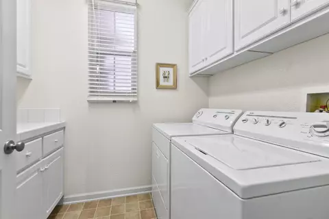 5840 Monaco Ln, Palmdale, CA 93552 photo 8