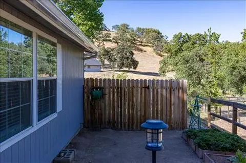 18040 Alps Dr, Tehachapi, CA 93561 photo 31