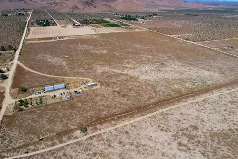 8556 W 40th St, Mojave, CA 93501 photo 22