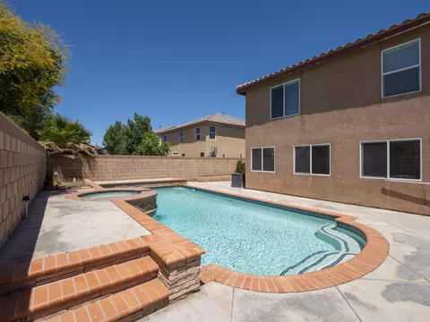 2112 Benfar Dr, Lancaster, CA 93535 photo 3