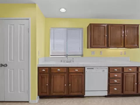 2112 Benfar Dr, Lancaster, CA 93535 photo 16