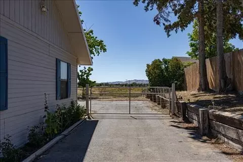 21420 Shirley Dr, Tehachapi, CA 93561 photo 22