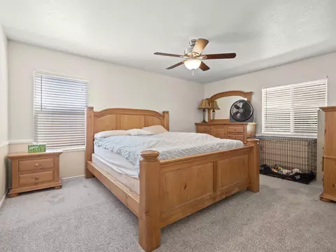 6164 Treehaven Ct, Lancaster, CA 93536 photo 25