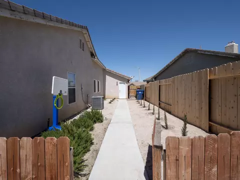 6164 Treehaven Ct, Lancaster, CA 93536 photo 36