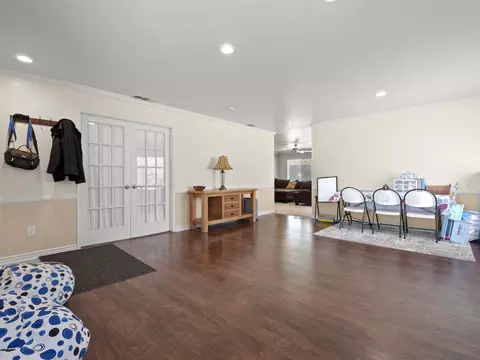 6164 Treehaven Ct, Lancaster, CA 93536 photo 3