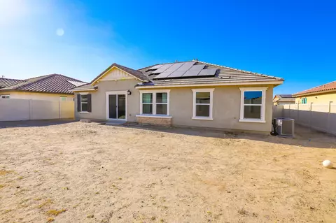 2036 Newgrove St E, Lancaster, CA 93535 photo 32