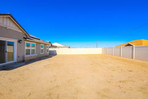 2036 Newgrove St E, Lancaster, CA 93535 photo 34