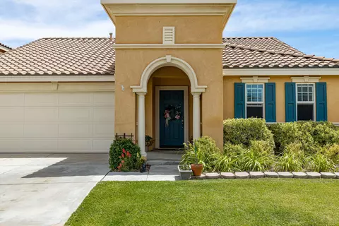 910 Aleah Ln, Tehachapi, CA 93561 photo 2