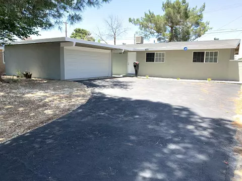 429 E Lingard St, Lancaster, CA 93535 photo 1