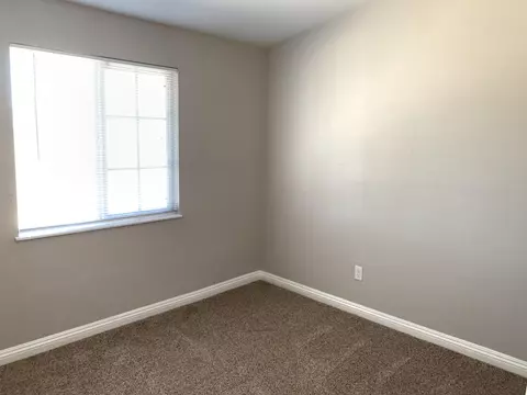 429 E Lingard St, Lancaster, CA 93535 photo 5
