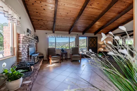 30231 Sunland Way, Tehachapi, CA 93561 photo 10
