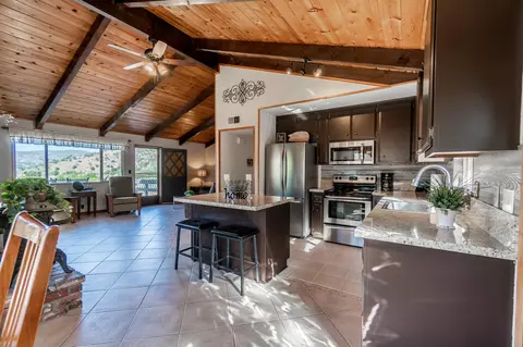 30231 Sunland Way, Tehachapi, CA 93561 photo 21