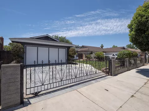 10277 Haddon Ave, Pacoima, CA 91331 photo 5