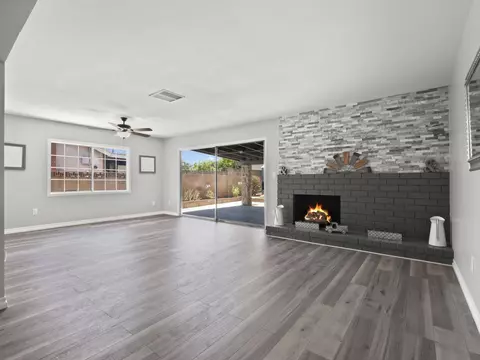 10277 Haddon Ave, Pacoima, CA 91331 photo 13