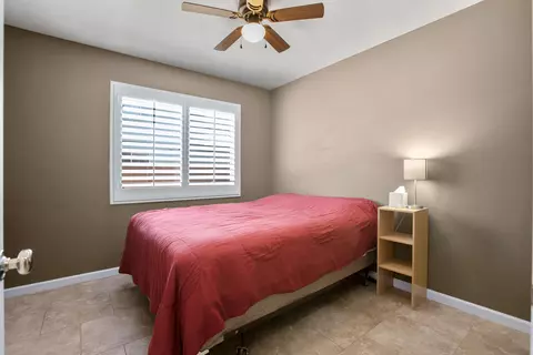 44708 Shadowcrest Dr, Lancaster, CA 93536 photo 12